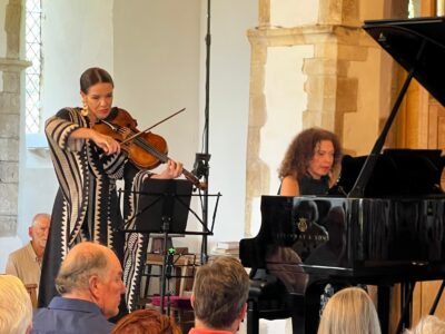 Marchenbilder - performed by Jennifer Stumm and Marianna Shirinyan